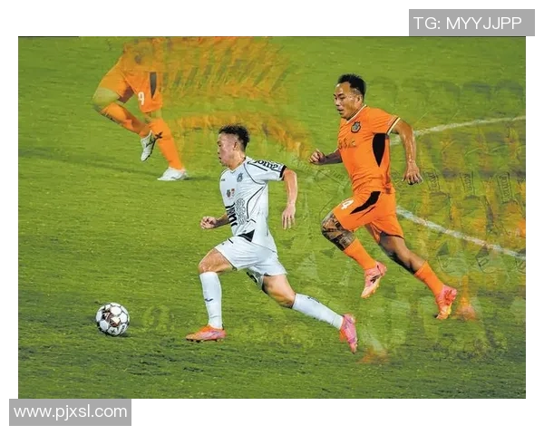 足球私下交流的秘密与技巧揭秘让你成为球场上的战术大师